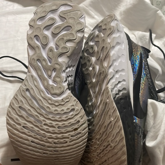 Nike React - Picture 5 of 6